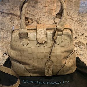 New never carried tan/beige/taupe sachel